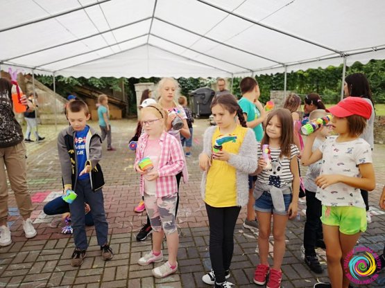 Akcje na Wakacje - afrykański taniec i instrumenty