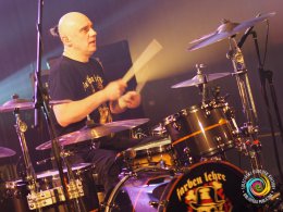 Sala widowiskowa, koncert - występ na scenie Farben Lehre
